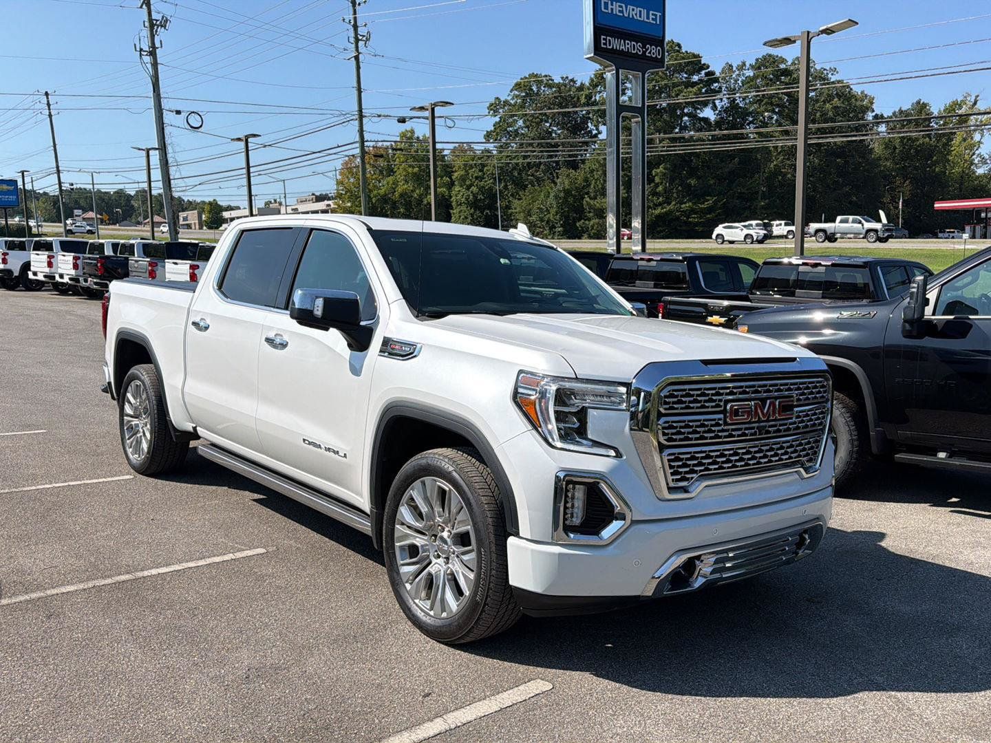 Used 2021 GMC Sierra 1500 Denali w/ Denali Ultimate Package AWD/4WD image 4