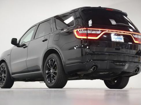 Used 2020 Dodge Durango R/T w/ Technology Group AWD/4WD image 13