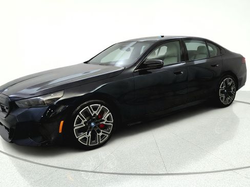 Used 2024 BMW i5 M60 w/ Premium Package AWD/4WD image 3