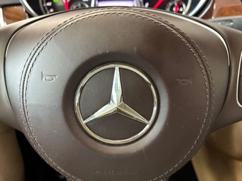 Used 2018 Mercedes-Benz GLS 450 4MATIC w/ Premium Package image 21