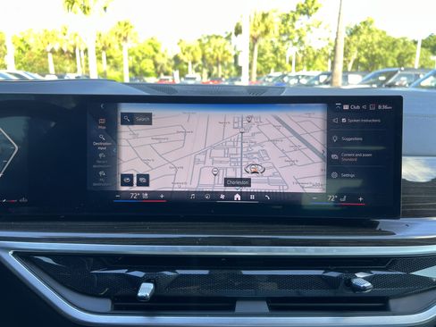 Certified 2024 BMW X7 xDrive40i w/ Premium Package AWD/4WD image 24