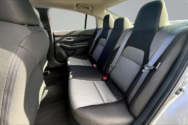 Used 2026 Nissan Sentra SV w/ SV Convenience Package FWD image 21
