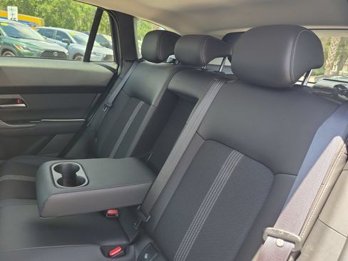 Used 2025 MAZDA CX-50 AWD 2.5 S w/ Premium Package image 19