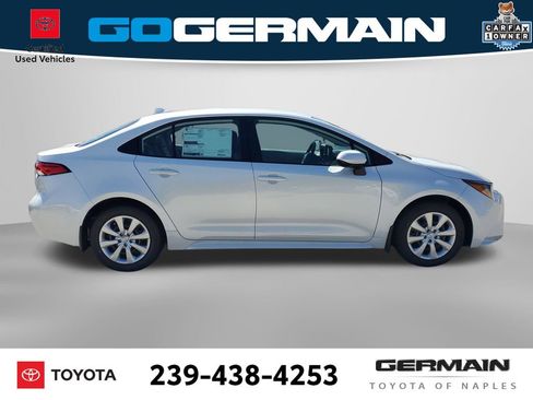 Used 2026 Toyota Corolla LE FWD image 5