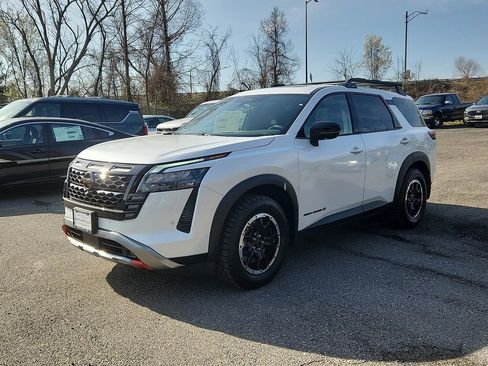 New 2026 Nissan Pathfinder Rock Creek AWD/4WD image 2