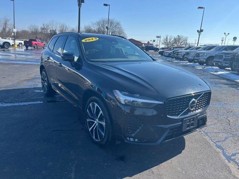 Used 2023 Volvo XC60 B5 Plus AWD/4WD image 7