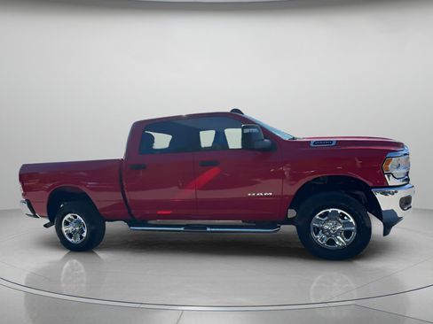 Used 2024 RAM 2500 Big Horn w/ Bed Utility Group image 33