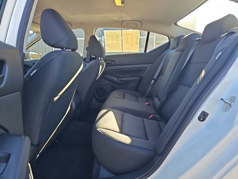 Used 2025 Nissan Altima 2.5 S image 19