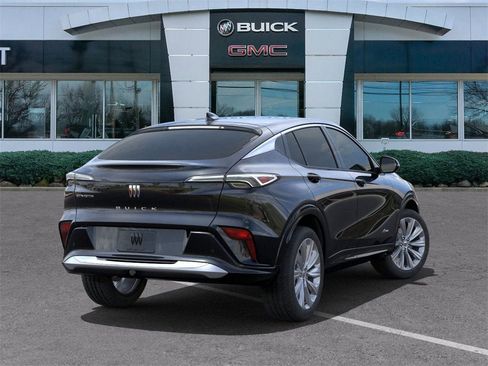 New 2025 Buick Envista Avenir image 5