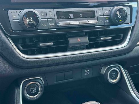 Certified 2025 Toyota Grand Highlander AWD image 33