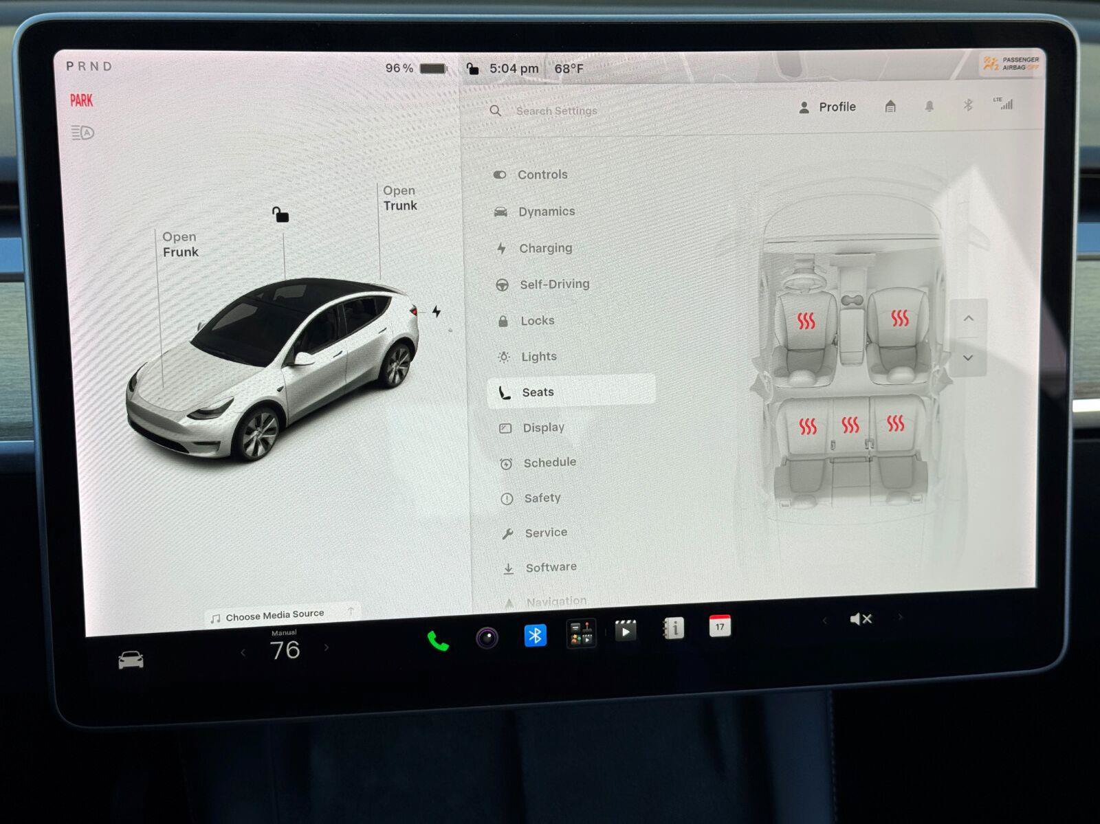 Used 2021 Tesla Model Y Long Range AWD/4WD image 28