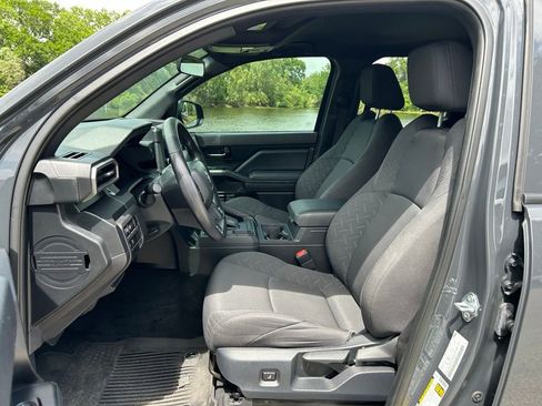 Used 2025 Toyota Tacoma SR w/ SR Upgrade Package image 14