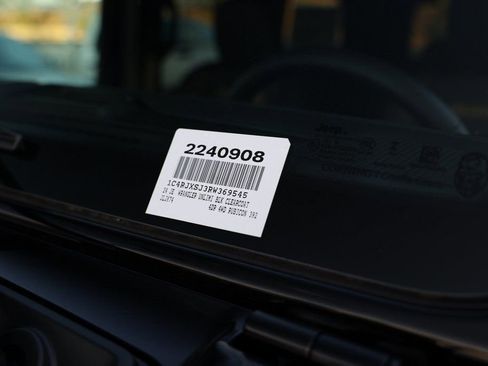 New 2024 Jeep Wrangler Unlimited Rubicon 392 image 52