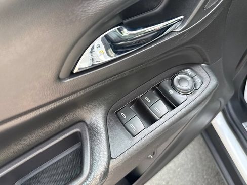 Used 2019 Chevrolet Equinox Premier w/ LPO, Floor Liner Package AWD/4WD image 26