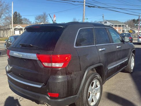 Used 2013 Jeep Grand Cherokee Limited image 11