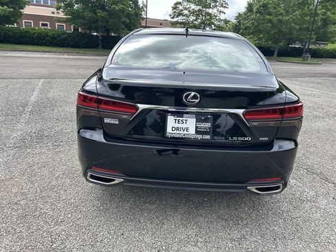 Used 2023 Lexus LS 500 AWD w/ Interior Upgrade Package image 6