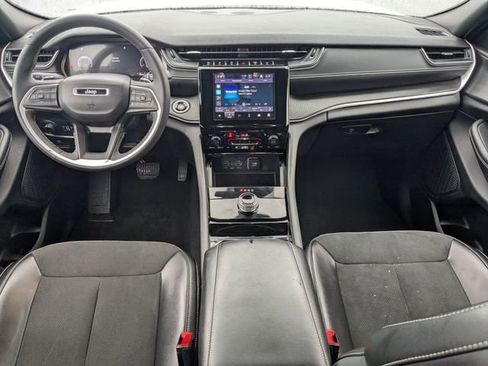 Certified 2023 Jeep Grand Cherokee Altitude AWD/4WD image 21