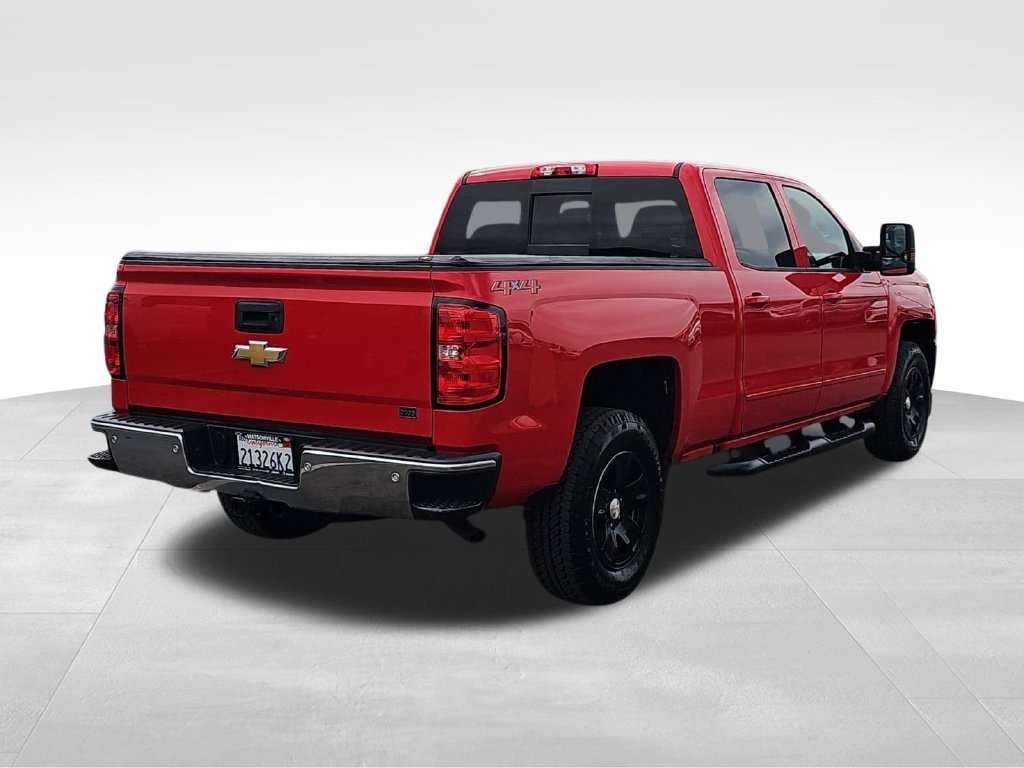 Used 2018 Chevrolet Silverado 1500 LT w/ LT Fleet Convenience Package AWD/4WD image 3
