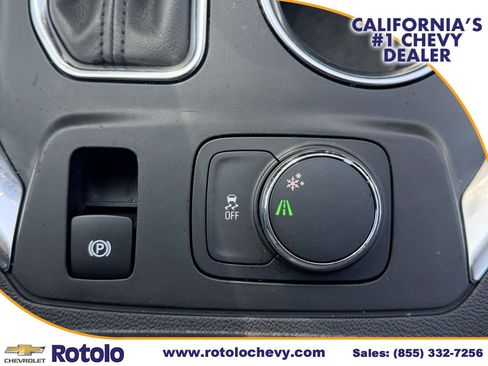 Used 2019 Chevrolet Traverse LT FWD image 23