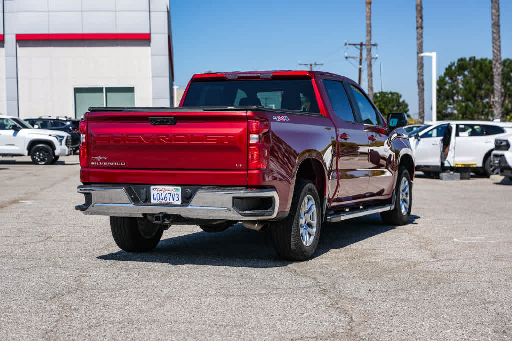 Used 2023 Chevrolet Silverado 1500 LT AWD/4WD image 6