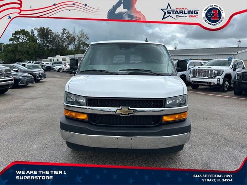 Used 2024 Chevrolet Express 3500 LT w/ LT Preferred Equipment Group RWD image 2