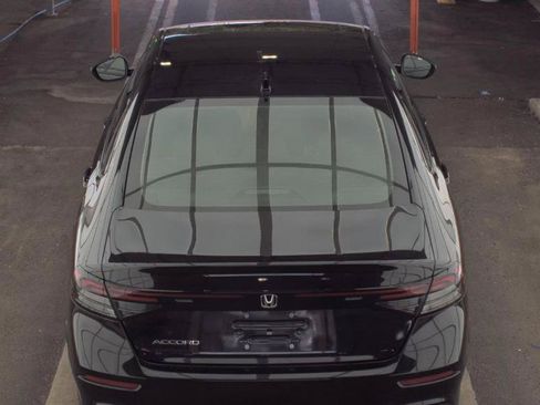 Used 2025 Honda Accord SE image 6