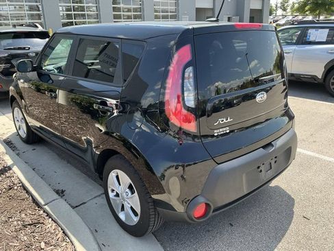 Used 2014 Kia Soul FWD image 12