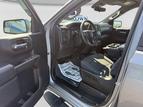 Used 2025 Chevrolet Silverado 1500 Custom Trail Boss w/ LPO, Dark Essentials Package AWD/4WD image 25
