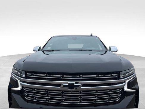 Used 2021 Chevrolet Tahoe Premier w/ Premium Package image 12
