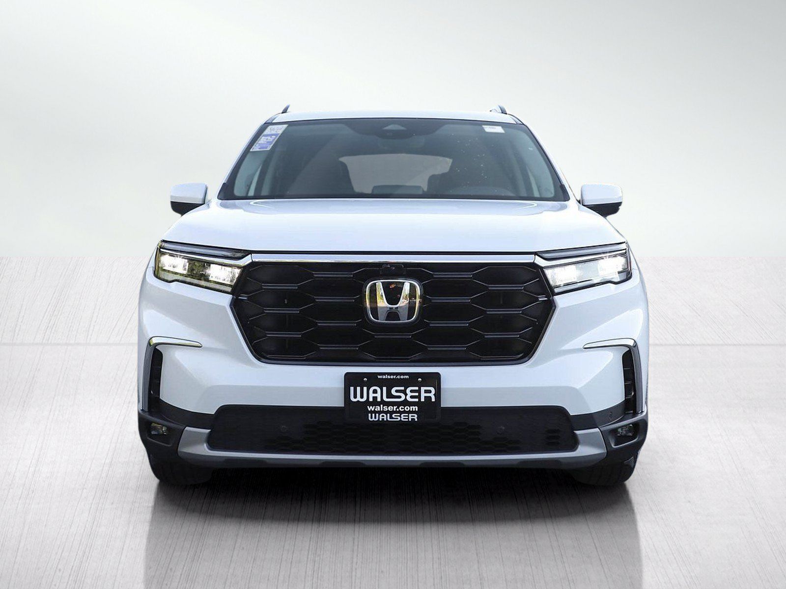 Used 2024 Honda Pilot Elite image 8