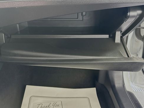 Used 2025 Toyota Camry LE image 32