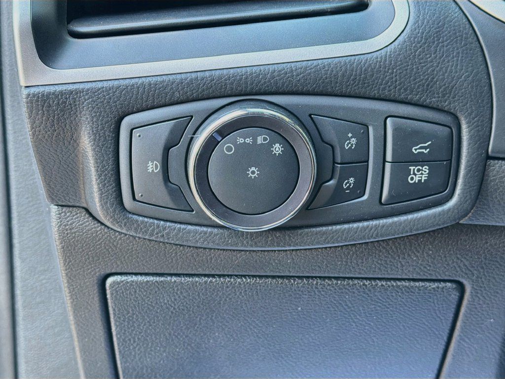 Used 2020 Ford Edge SEL w/ Convenience Package AWD/4WD image 10