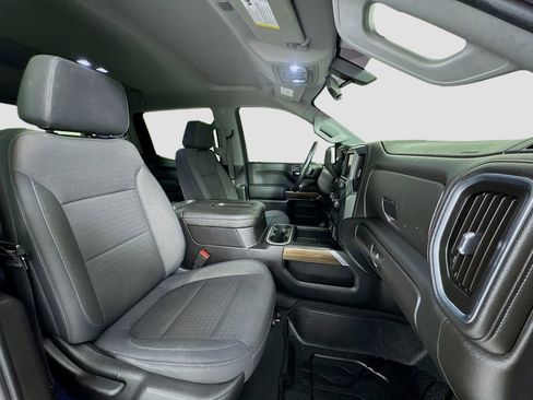 Used 2019 Chevrolet Silverado 1500 RST image 24