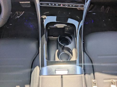 Certified 2025 Mercedes-Benz GLC 350e 4MATIC image 6