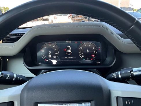 Used 2022 Land Rover Defender 110 X-Dynamic SE AWD/4WD image 15