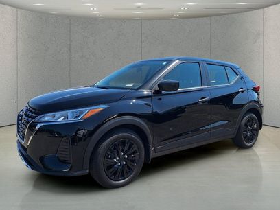Used 2025 Nissan Kicks Play S