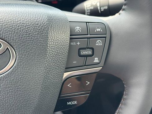 New 2026 Toyota Camry Hybrid AWD/4WD image 13