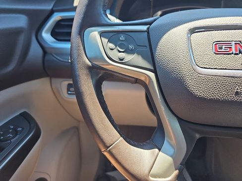 Used 2020 GMC Acadia SLT FWD image 14