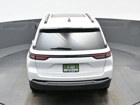 Used 2023 Jeep Grand Cherokee Limited image 36