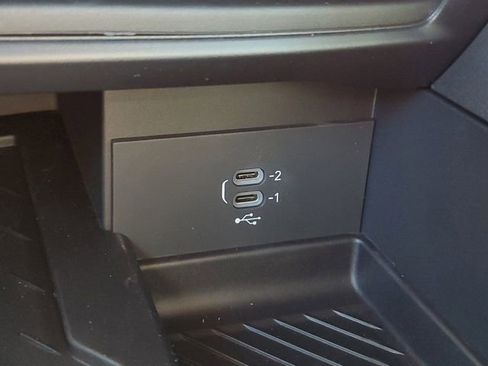 New 2026 Chrysler Pacifica Limited w/ S Appearance Package image 33