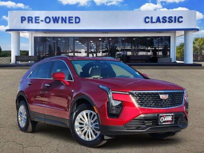 Used 2024 Cadillac XT4 Luxury w/ Cold Weather Package