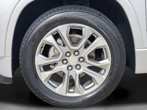 Used 2019 Chevrolet Traverse Premier w/ Driver Confidence II Package image 43