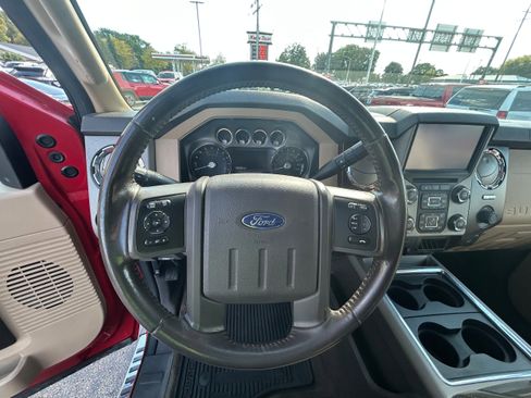 Used 2013 Ford F250 Lariat w/ Lariat Ultimate Pkg image 9