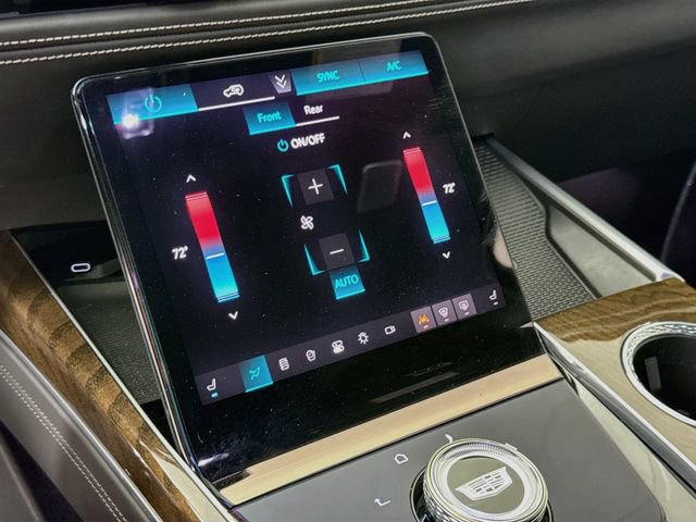 Used 2025 Cadillac Escalade Sport Platinum AWD/4WD image 16