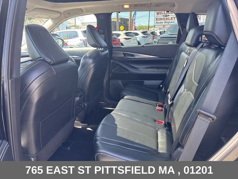 Used 2023 INFINITI QX60 Luxe w/ Cargo Package AWD/4WD image 18