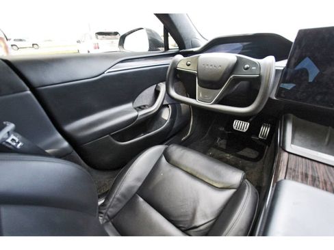 Used 2022 Tesla Model S AWD/4WD image 9
