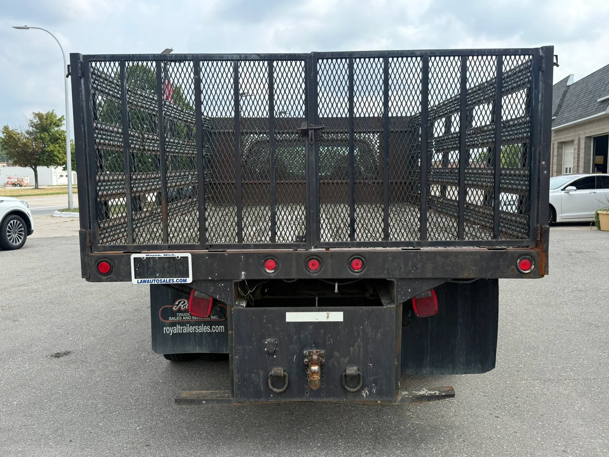 Used 1999 Ford F450 2WD Regular Cab Super Duty image 6