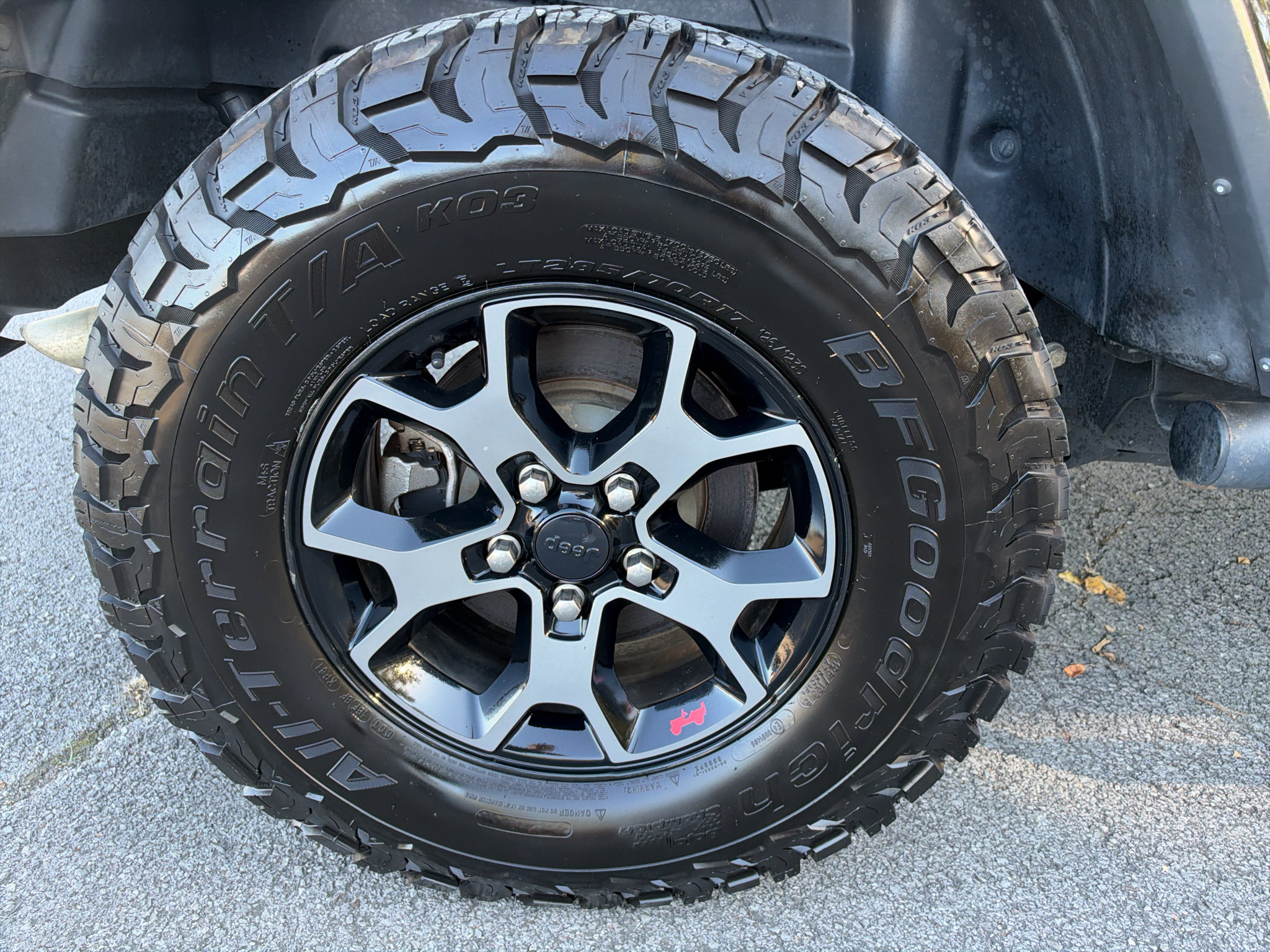 Used 2018 Jeep Wrangler Unlimited Rubicon AWD/4WD image 29