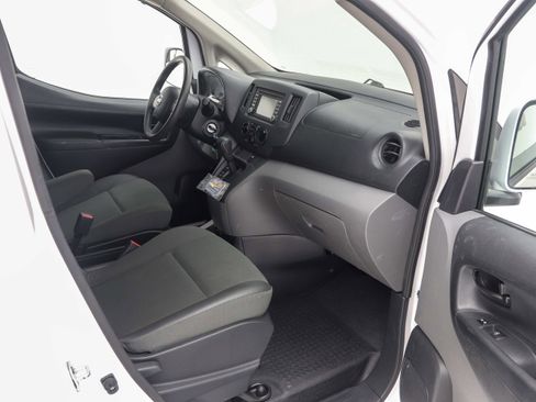 Used 2017 Nissan NV200 SV w/ Technology Package FWD image 16