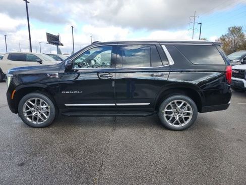 New 2026 GMC Yukon Denali image 8